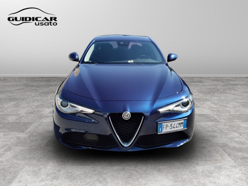 GuidiCar - ALFA ROMEO Giulia 2018 Giulia 2.2 t Business 136cv auto Usato